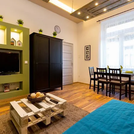 Apartment K10 B Kazinczy *