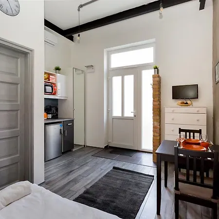K10 B Kazinczy Apartment Budapest