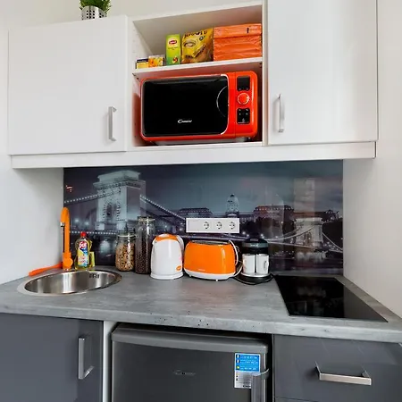 K10 B Kazinczy Apartment