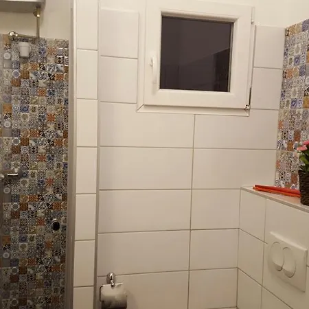 K10 B Kazinczy Apartment * Budapest