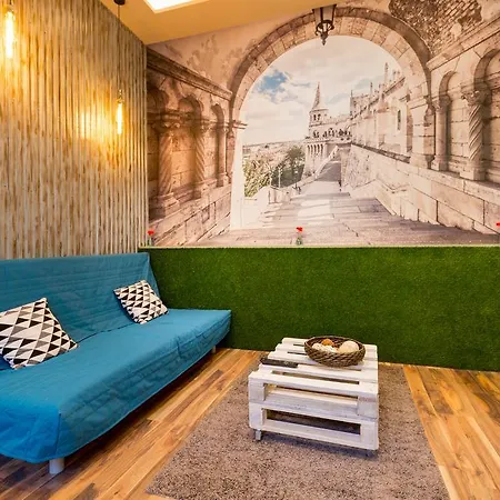 K10 B Kazinczy Apartment *