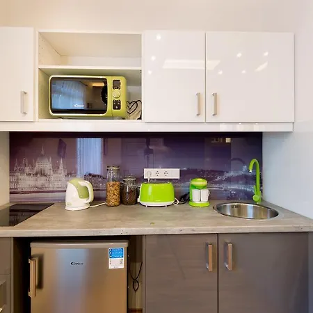 K10 B Kazinczy Apartmán *